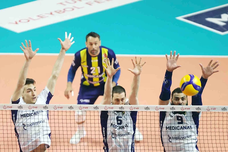 Fenerbahçe sezonu 3. sırada tamamladı

