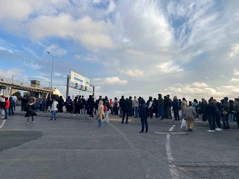 İstanbul’un toplu ulaşım çilesi bitmiyor
