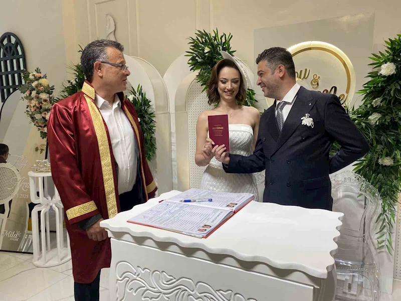 Filistinli doktor gönlünü Kızılay personeline kaptırdı
