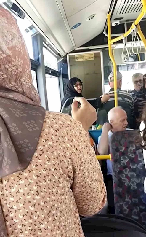 Otobüs şoföründen engelli vatandaşa tepki çeken davranış: 