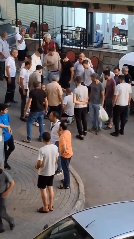 Amca ile yeğeninin kavgası kanlı bitti
