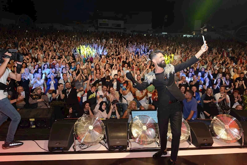 Mehmet Çevik’ten ücretsiz konser
